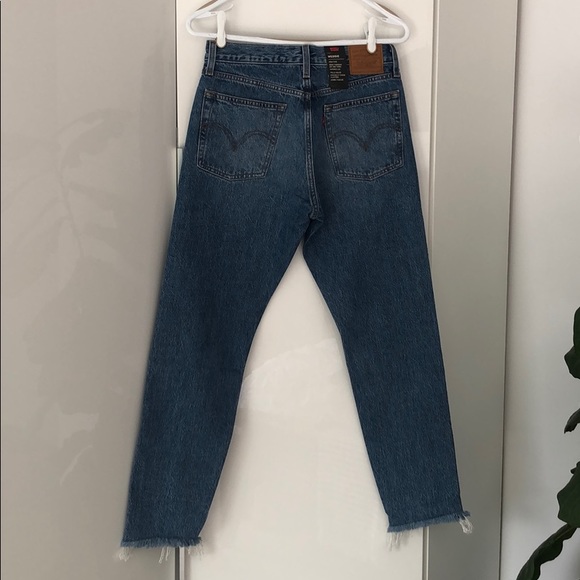Levis’s wedgie. New with tags. - Picture 2 of 5